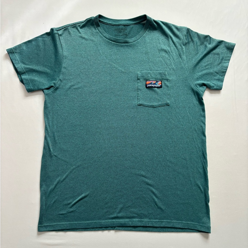 Patagonia Men's Slim Fit Responsibili-Tee Hybrid Pocket Stretch (L)
